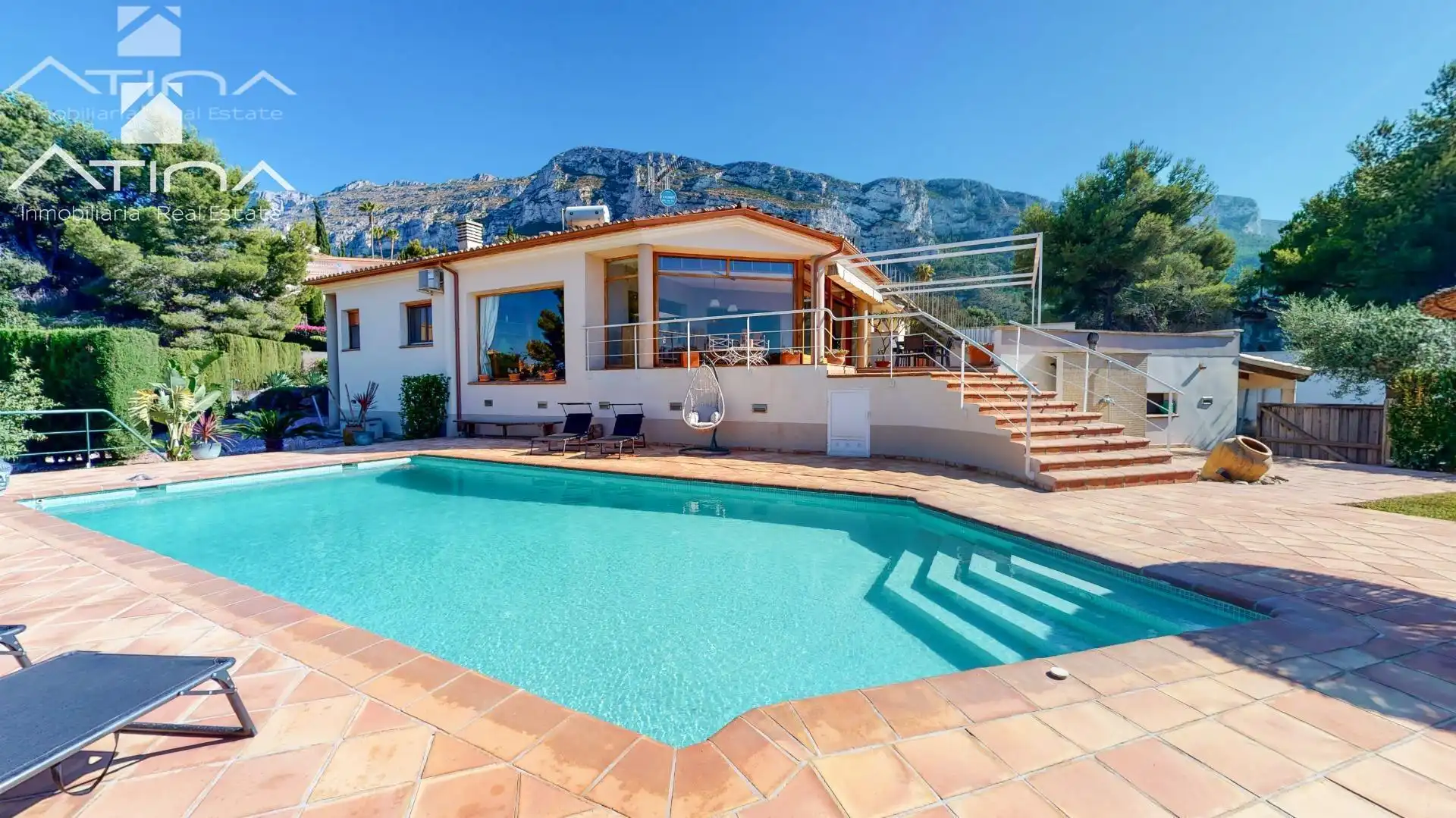 Piscina de Casa o chalet en venta en Dénia con Aire acondicionado, Jardín privado y Terraza