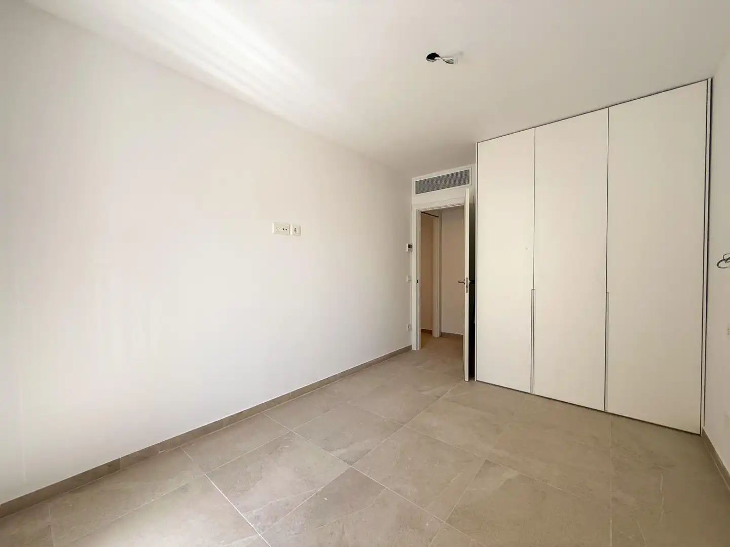 Ground floor for sale in  Palma de Mallorca  with Air Conditioner, Terrace and Storage room