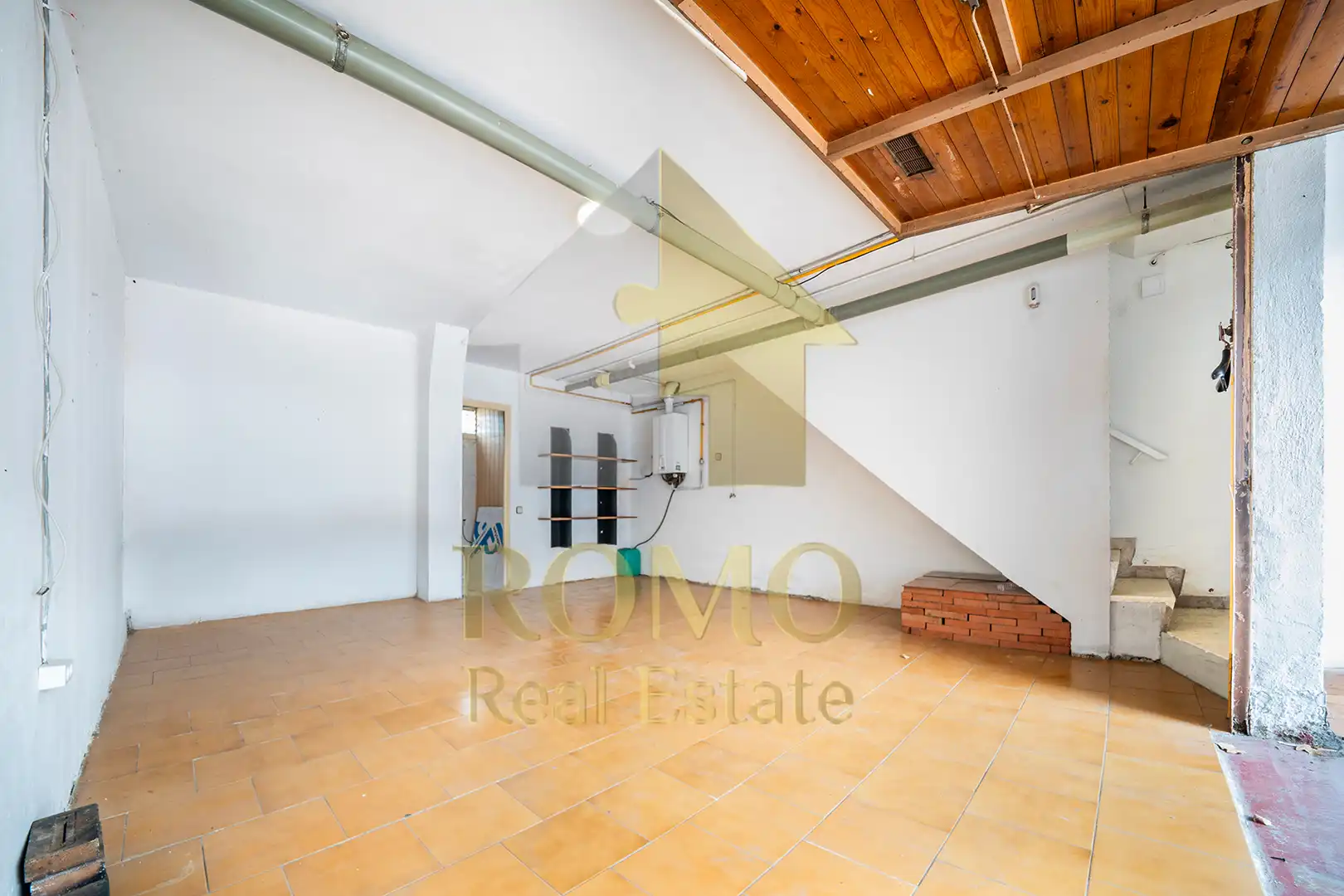 Casa adosada en venta en Santa Perpètua de Mogoda con Balcón