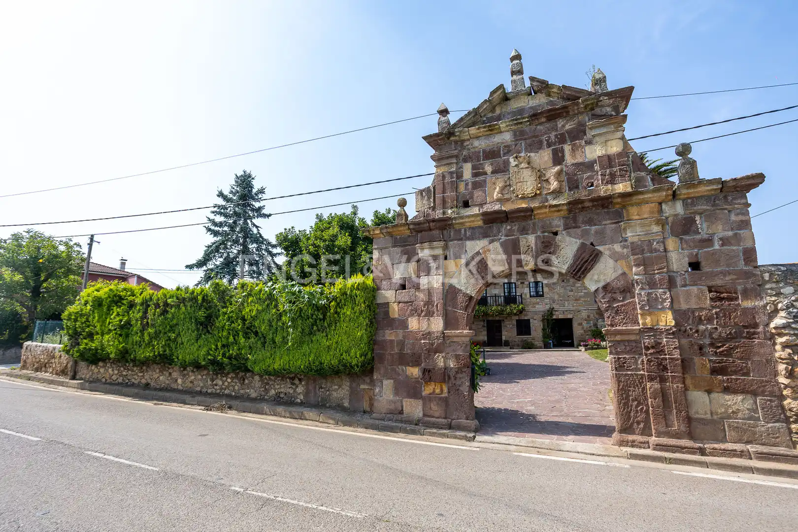 Houses for sale in Barrio la Maza, Escobedo