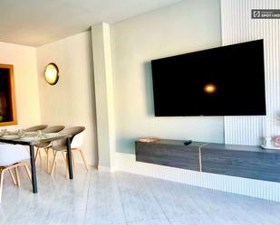 Sala d'estar de Apartament per a compartir en Cullera amb Aire condicionat i Terrassa