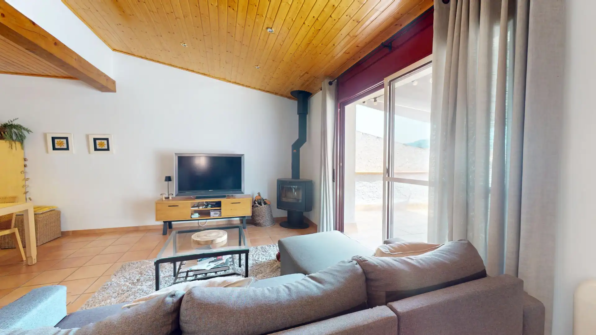 Sala de estar de Piso en venta en Prades con Calefacción, Terraza y Horno