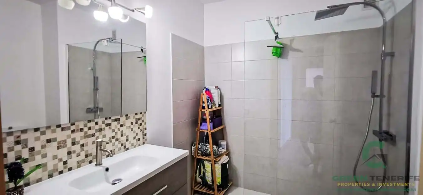 Bany de Pis en venda en Adeje