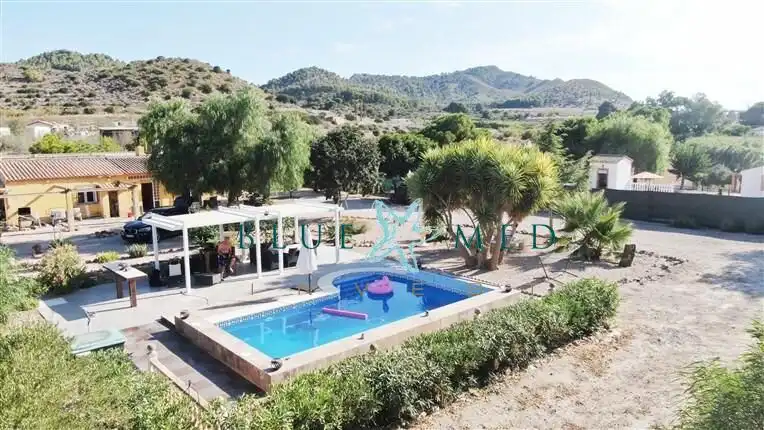 Casa amb piscina en venda a Pasaje Mingrano, imagen 3