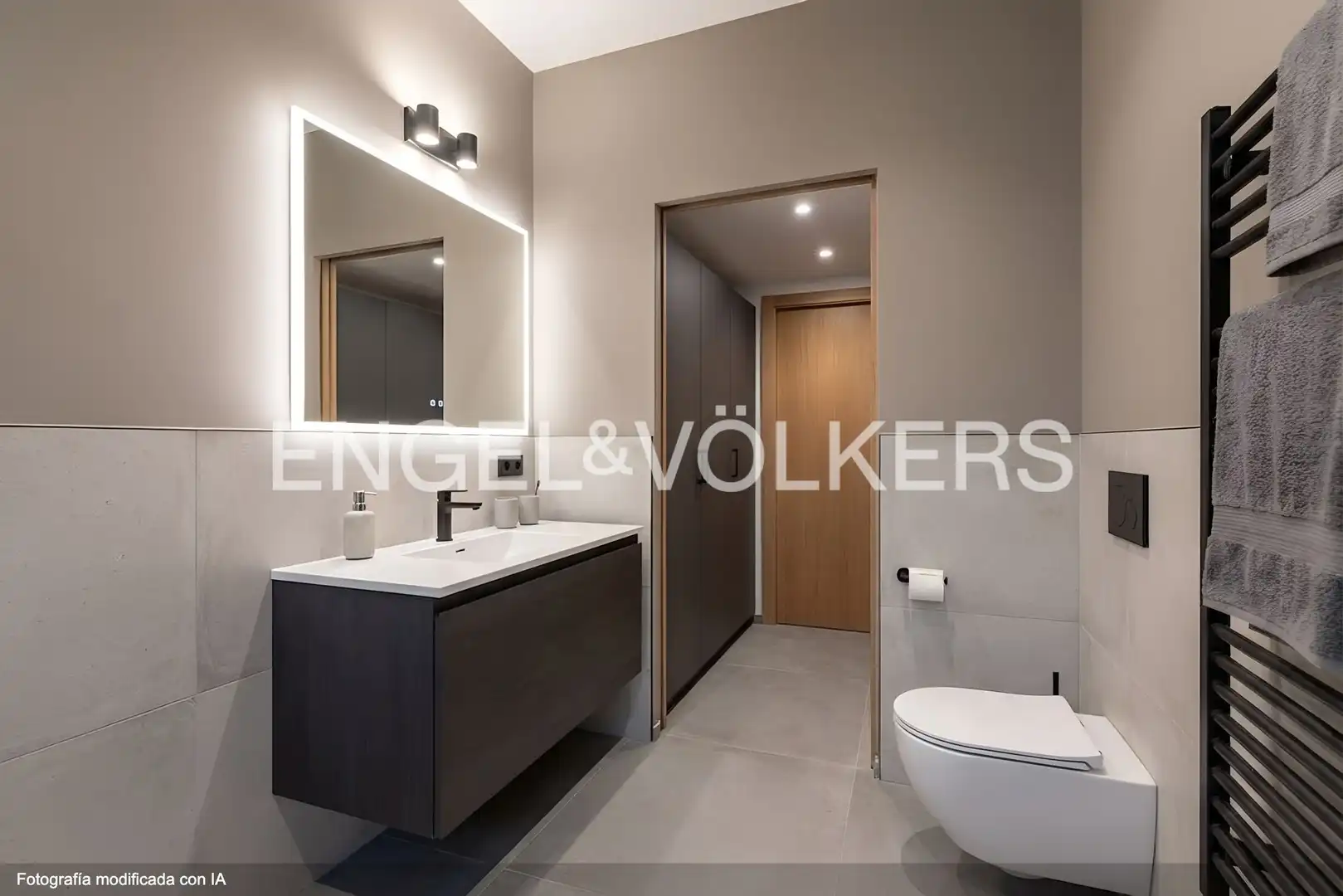 Baño de Piso en venta en Madrid con Aire acondicionado y Calefacción