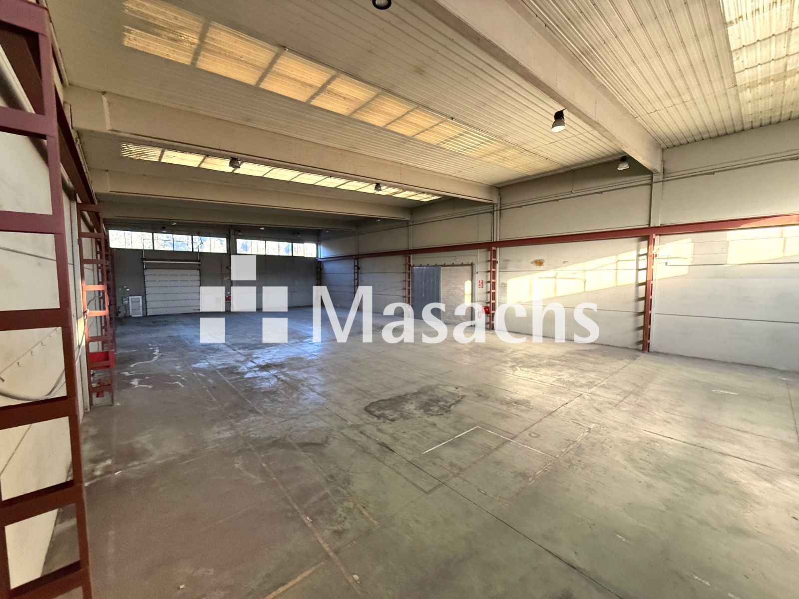 Fabrikhallen miete in Olesa de Montserrat