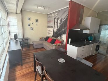 Piso con balcón en venta en Calle Pedro Martínez Artola kalea
