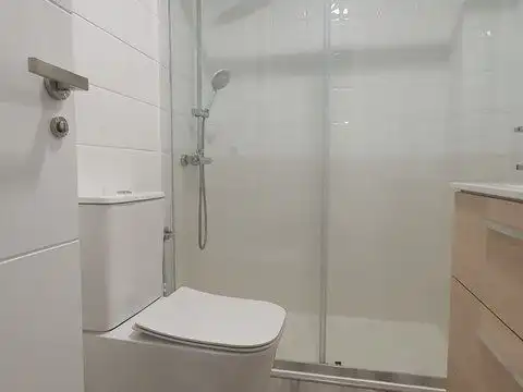 Bany de Pis en venda en Orihuela amb Aire condicionat i Balcó
