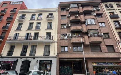 Vista exterior de Pis en venda en  Madrid Capital amb Calefacció