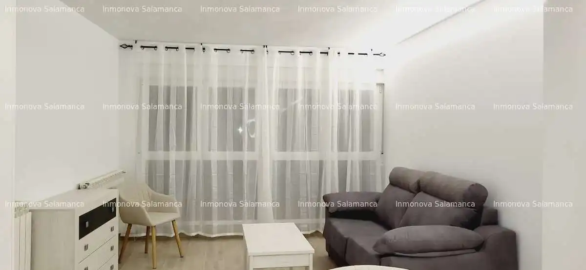 Wohnzimmer von Wohnung zur Miete in Salamanca mit Heizung und Möbliert