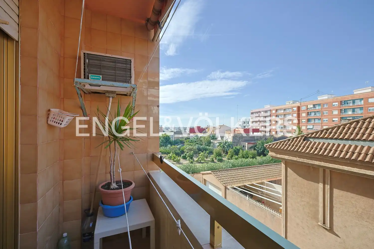 Terrasse von Wohnung zur Miete in Valencia mit Klimaanlage, Heizung und Möbliert
