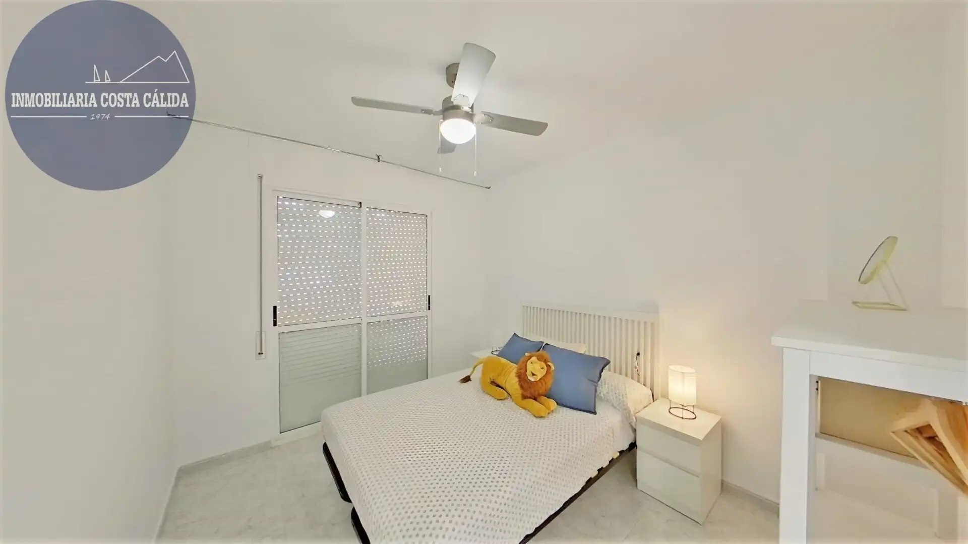 Habitación de Piso en venta en Águilas con Amueblado, Horno y Microondas