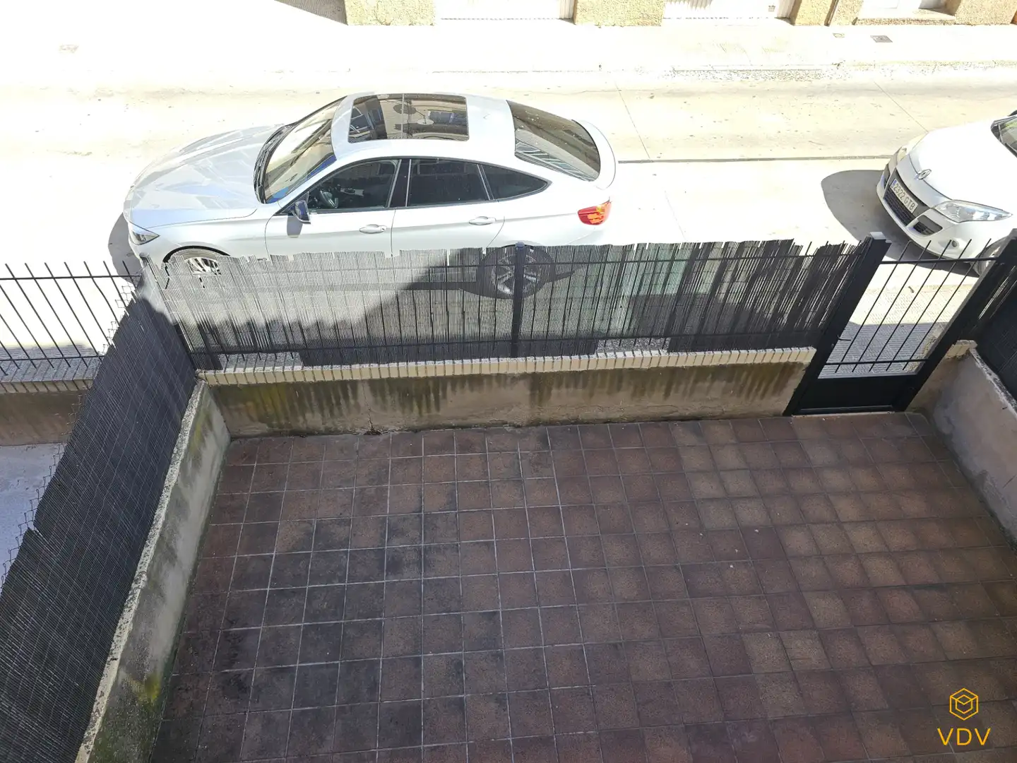 Aparcament de Casa adosada en venda en Cintruénigo amb Calefacció, Parquet i Terrassa