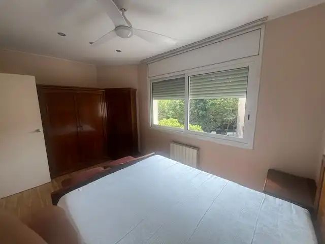 Schlafzimmer von Wohnung zur Miete in Sant Cugat del Vallès mit Klimaanlage, Heizung und Parkett