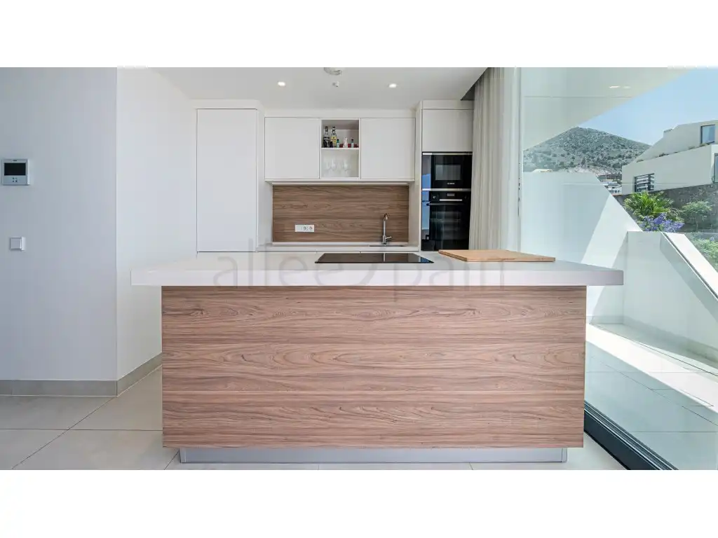 Apartamento en venta en Avenida 8 De Marzo, El Higuerón