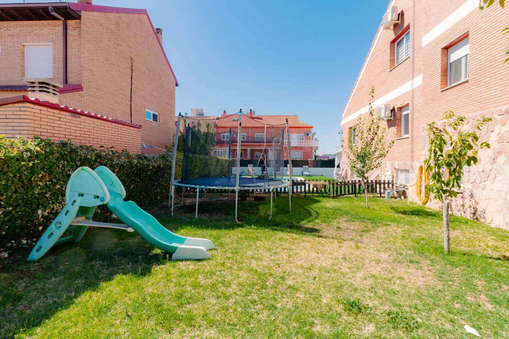 Villa con giardino in vendita a Centro Bº Doscientas, imagen 56
