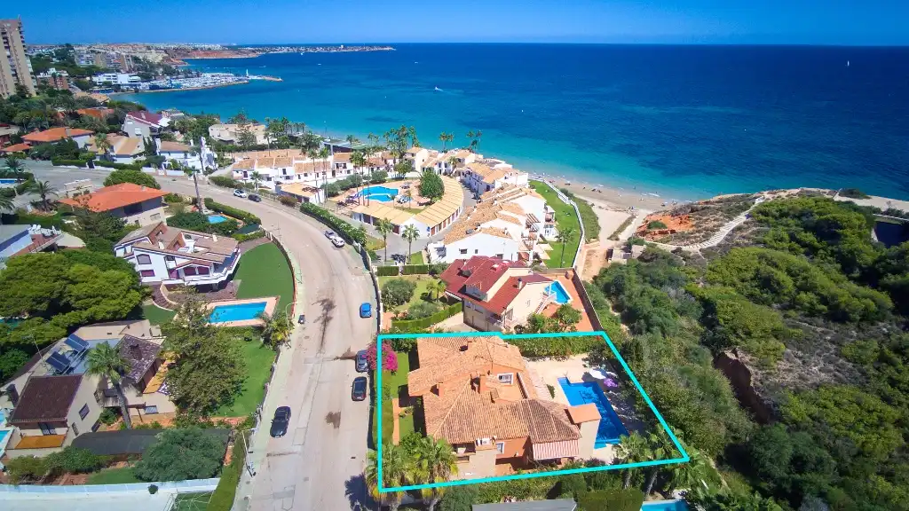 Exterior view of Houses for sale in Orihuela