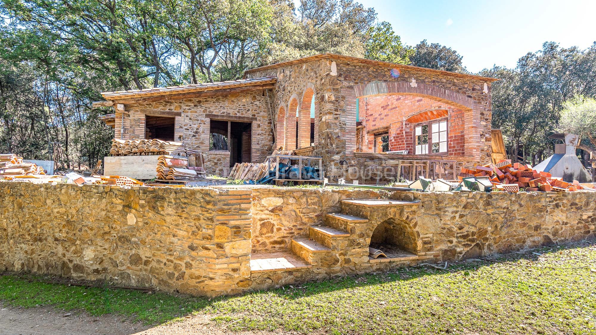 Vista exterior de Finca rústica en venda en Begur amb Calefacció, Jardí privat i Terrassa