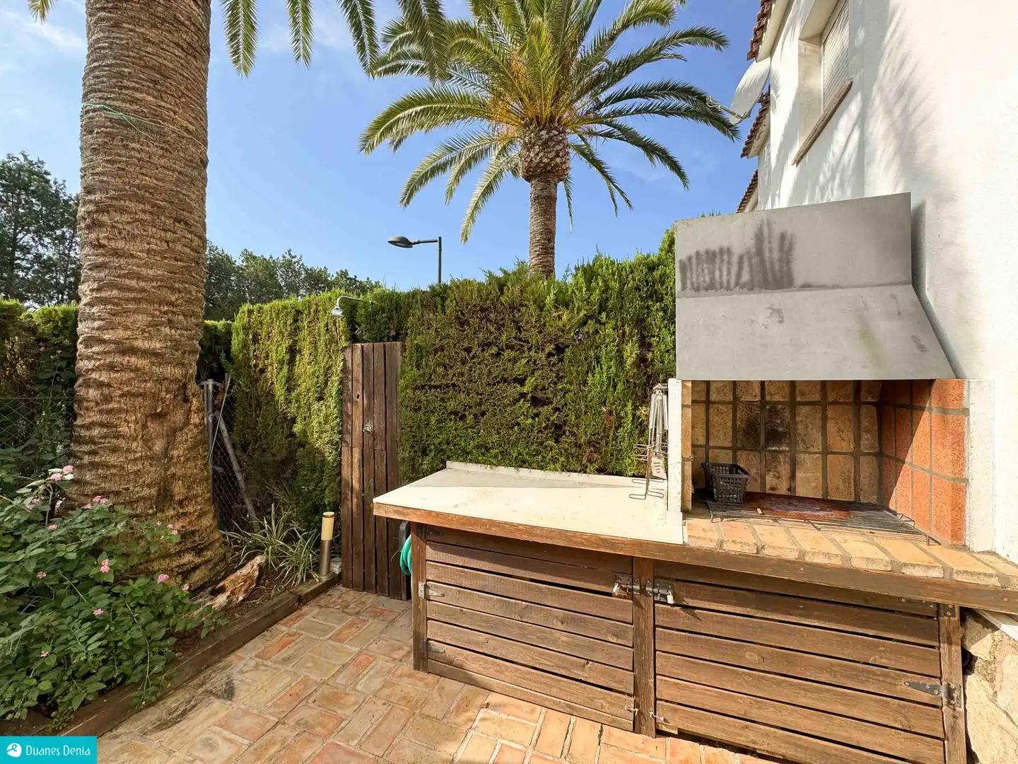 Jardí de Casa adosada en venda en Dénia amb Aire condicionat, Jardí privat i Terrassa