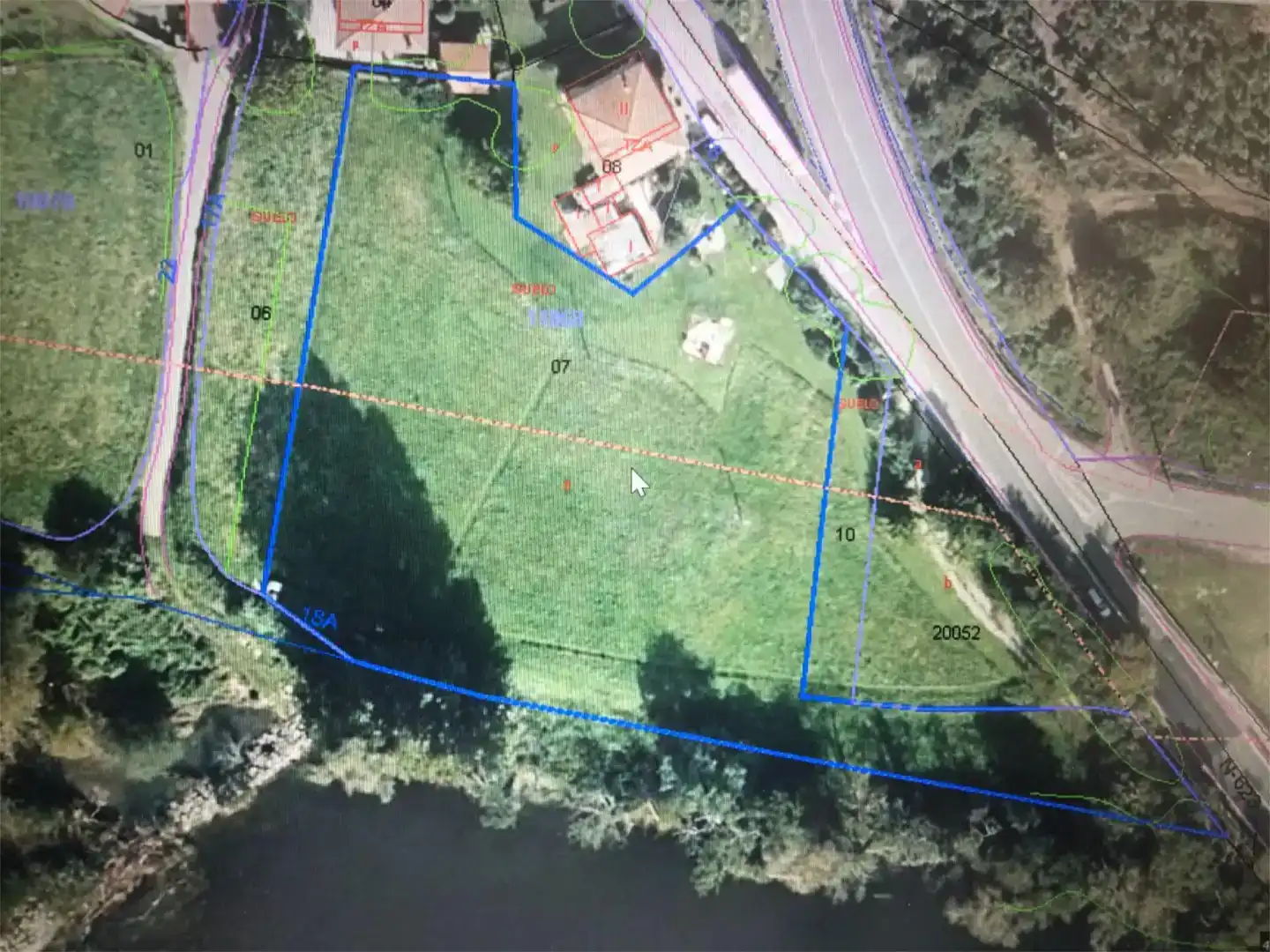 Grundstücke zum Verkauf in Piélagos