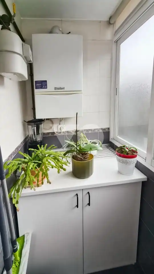 Kitchen of Flat for rent in Madrid  with Air Conditioner and Parquet flooring