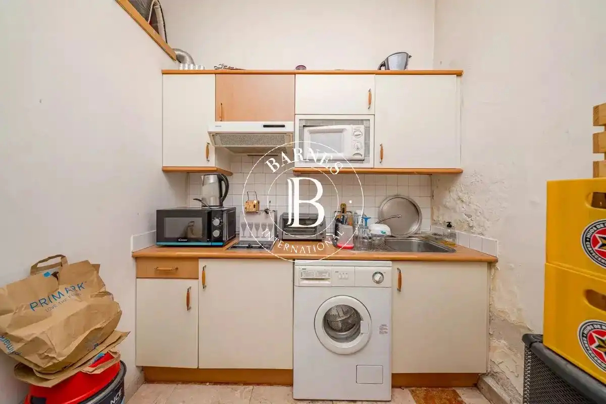 Cocina de Local en venta en Madrid con Aire acondicionado
