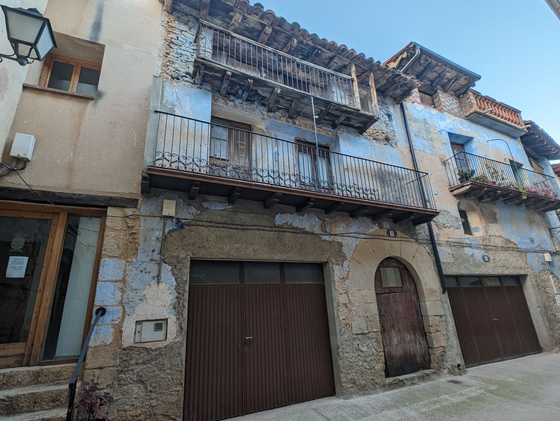Vista exterior de Casa o xalet en venda en Ráfales amb Terrassa i Balcó