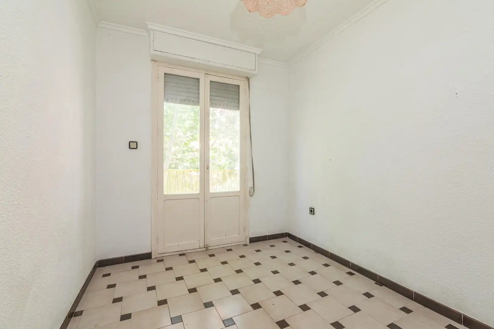 Piso en venta en Carrer Conrado del Campo, Plaza Crevillente - Antiguos Juzgados - El Asilo