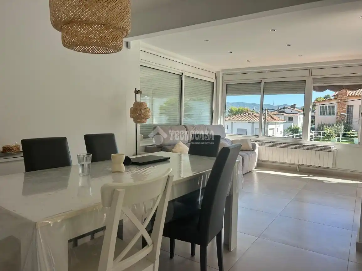 Casa amb terrassa en venda a Sant Vicenç Dels Horts, imagen 7