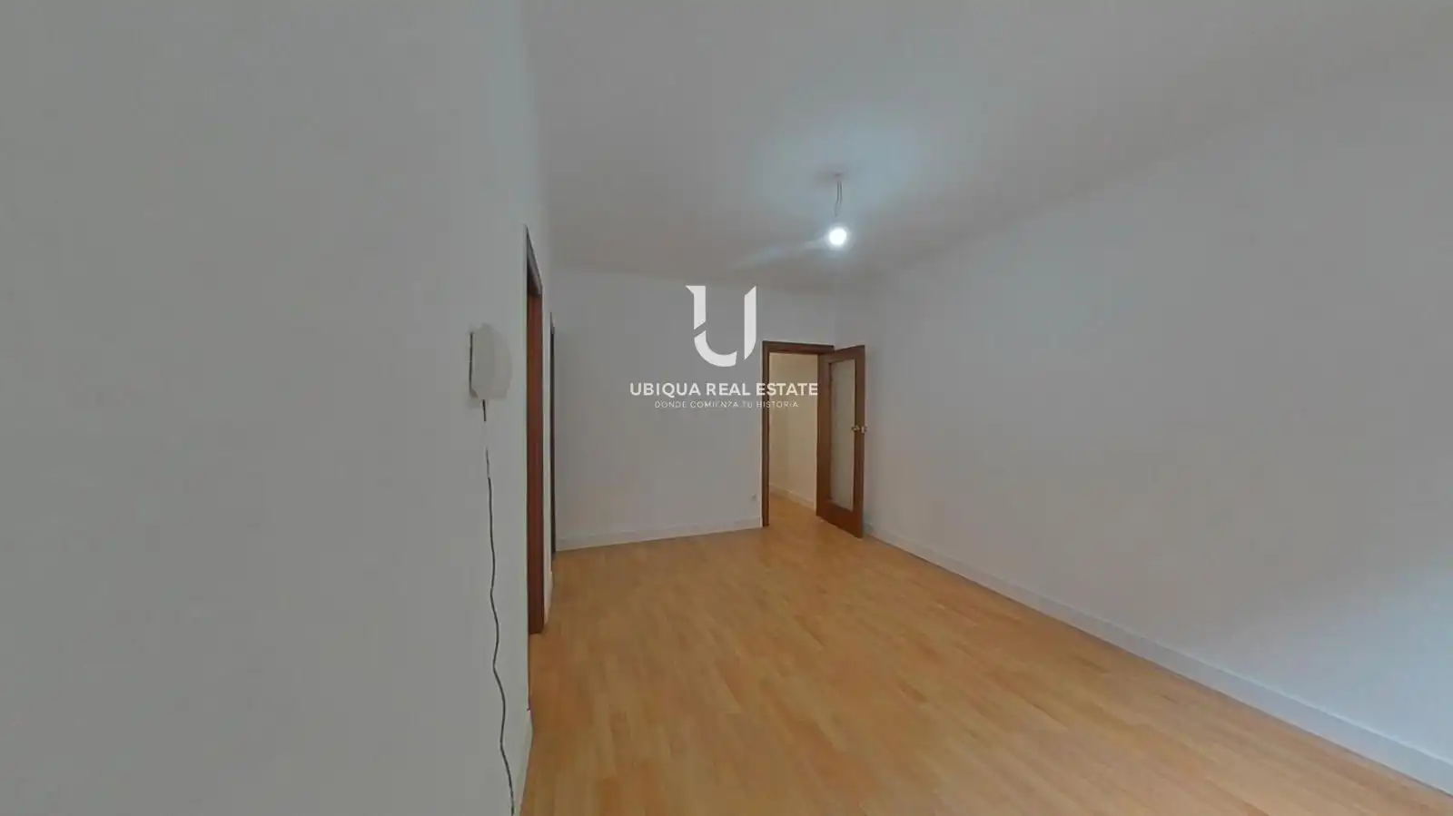 Flat for sale in L'Hospitalet de Llobregat  with Parquet flooring and Oven