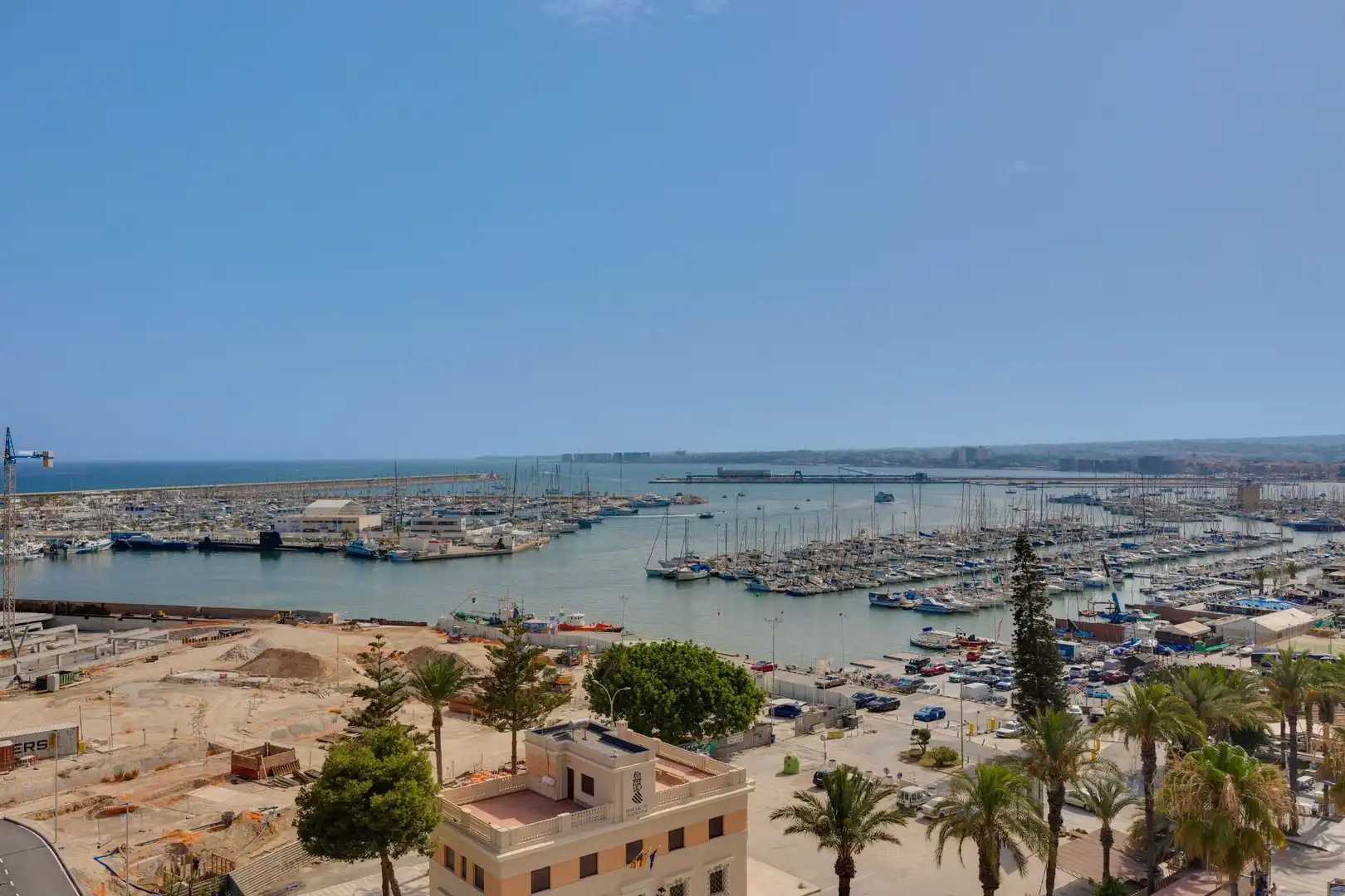 Vista exterior de Apartamento en venta en Torrevieja con Amueblado