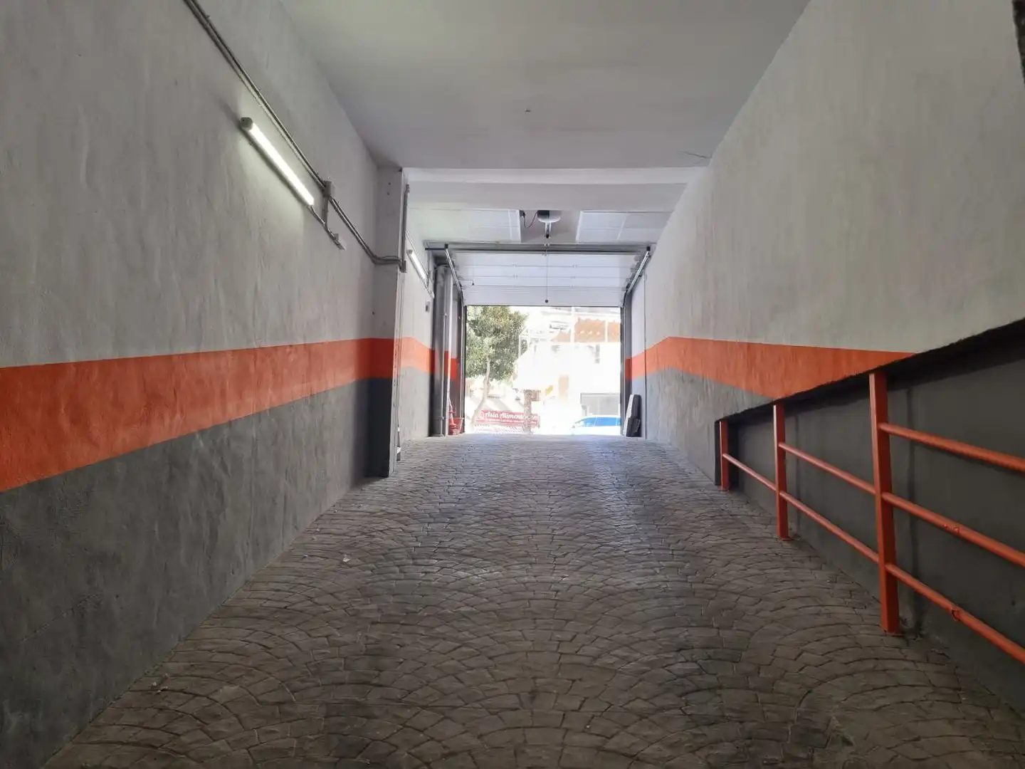 Garage zum Verkauf in Torremolinos