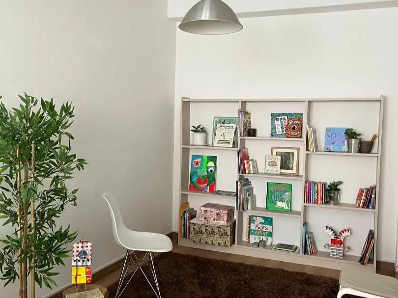 Wohnzimmer von Geschaftsraum zur Miete in Vilagarcía de Arousa mit Klimaanlage, Heizung und Parkett
