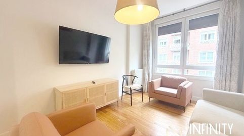 Foto 3 de Piso de alquiler en Gregorio de la Revilla Zumarkalea, Zona Indautxu, Bilbao