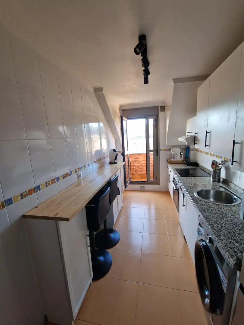 Cuina de Pis en venda en Langreo amb Calefacció, Parquet i Traster