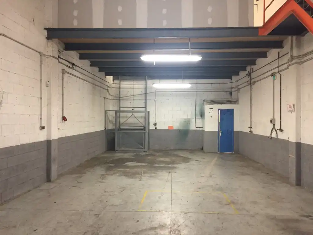 Nave industrial en venta en A Coruña Capital 