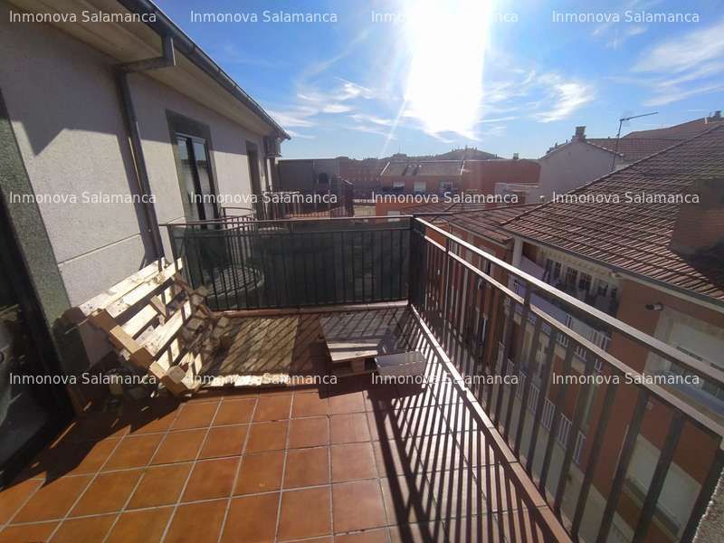 Attic to rent in Barrio Blanco