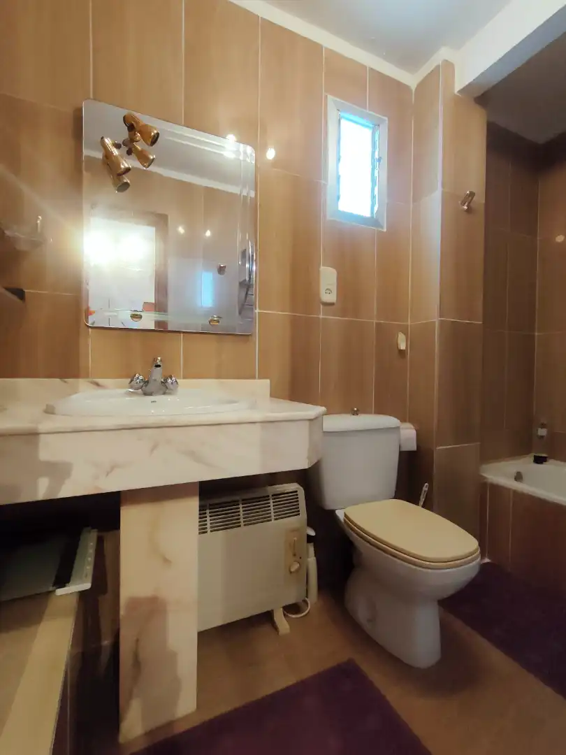 Villa mit Pool zum Verkauf in Montroi / Montroy, imagen 46