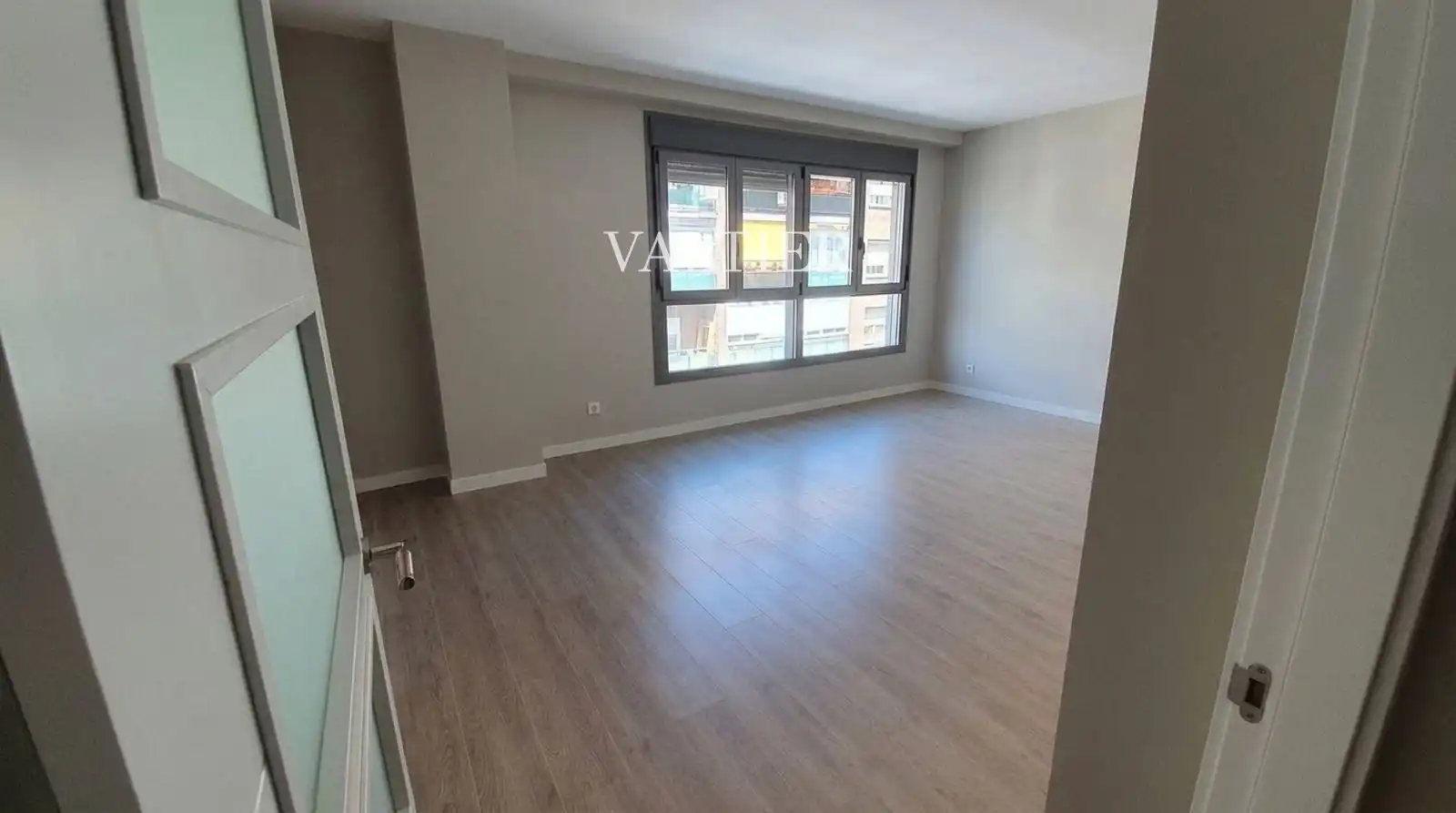 Flat with lift to rent in DE VALDERRIBAS, imagen 11