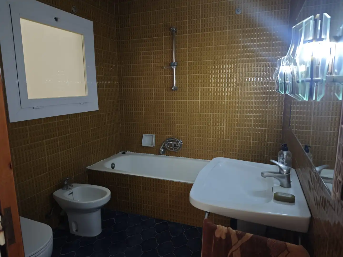 Badezimmer von Wohnung zum Verkauf in Llinars del Vallès mit Heizung, Terrasse und Balkon