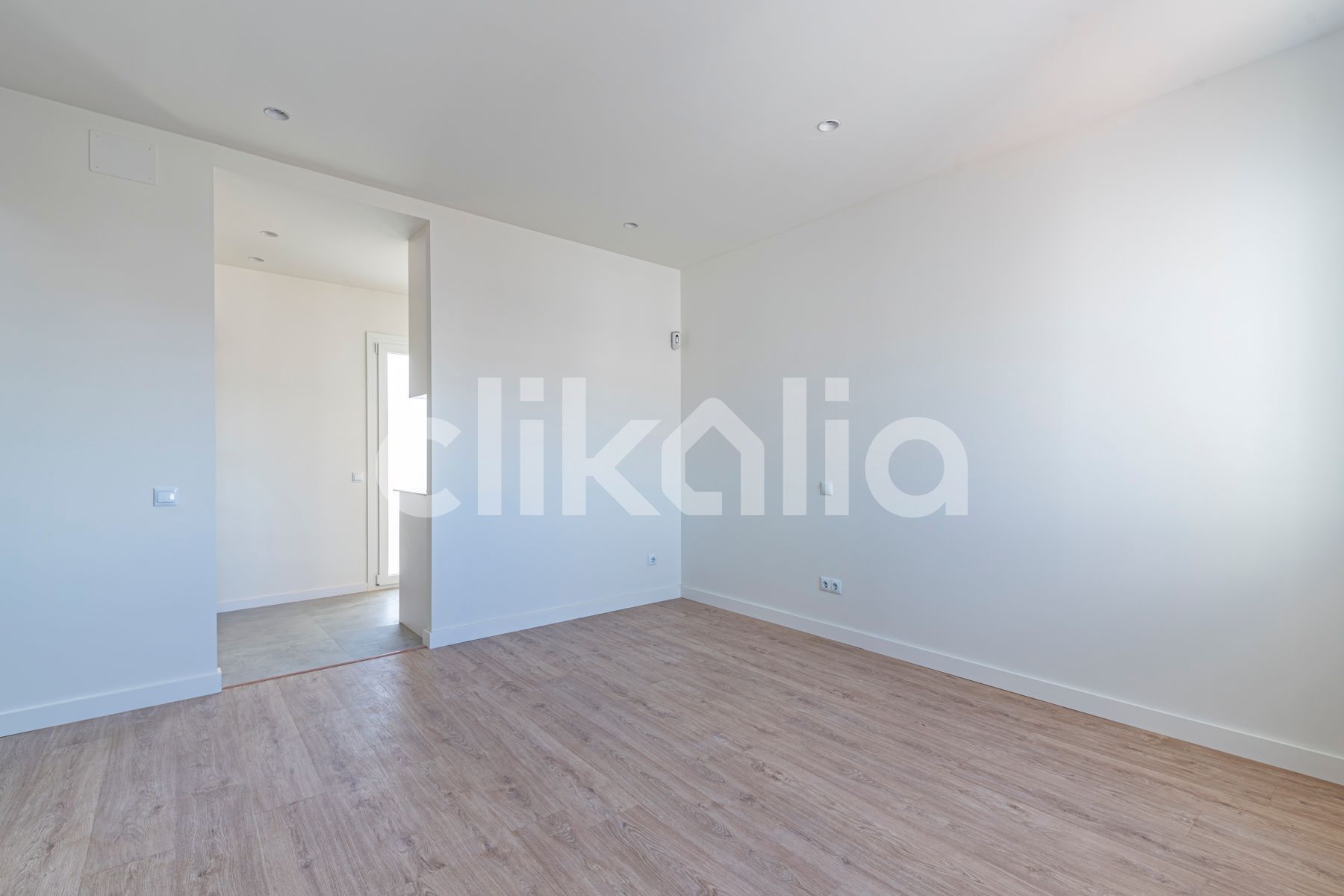 Habitación de Piso en venta en  Barcelona Capital con Aire acondicionado, Calefacción y Terraza