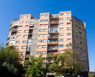 Vista exterior de Pis de lloguer en  Zaragoza Capital amb Terrassa i Balcó