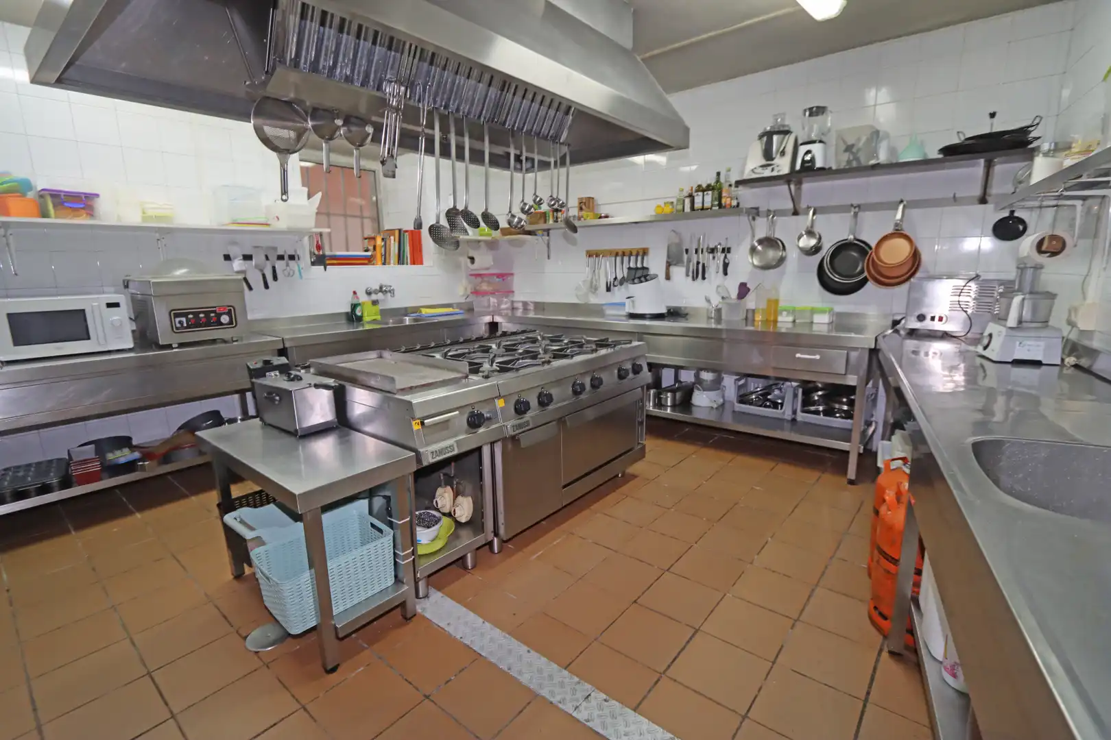 Kitchen of Houses for sale in Caravia  with Heating, Private garden and Parquet flooring
