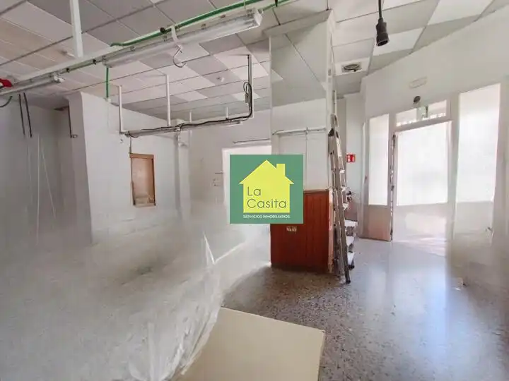Local comercial en venda a Industria