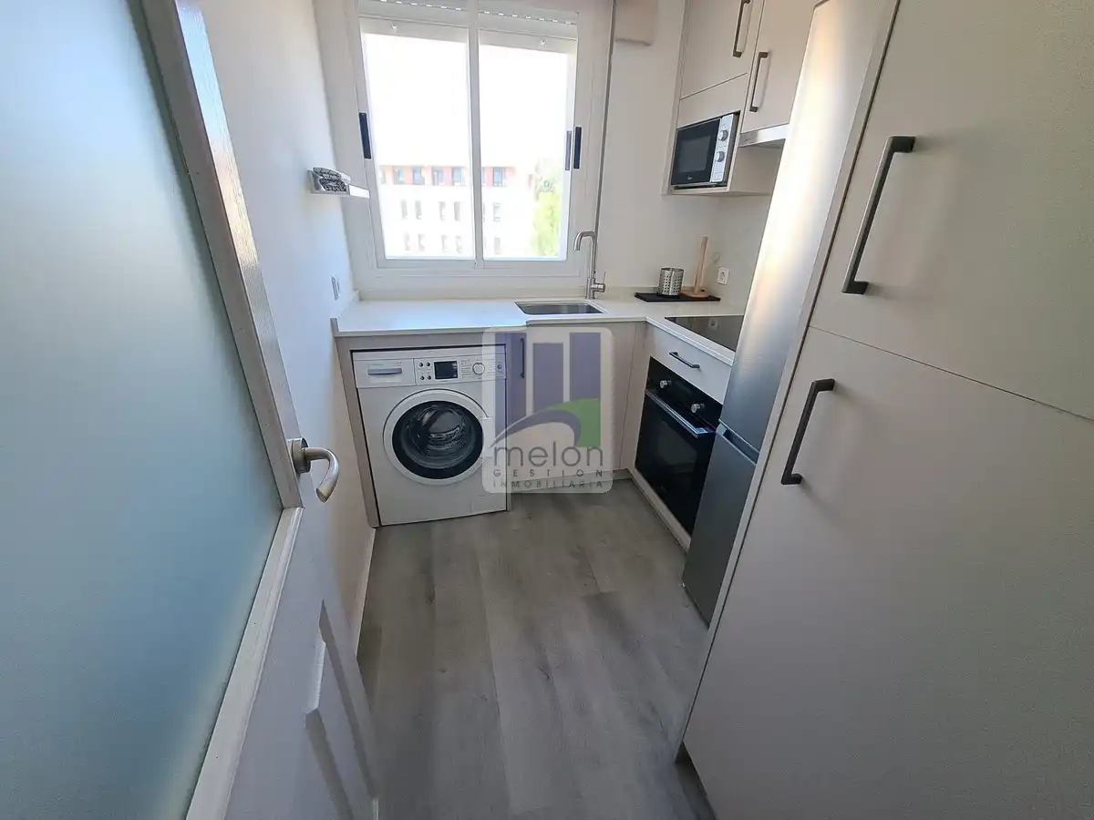 Cocina de Piso en venta en Burgos con Trastero