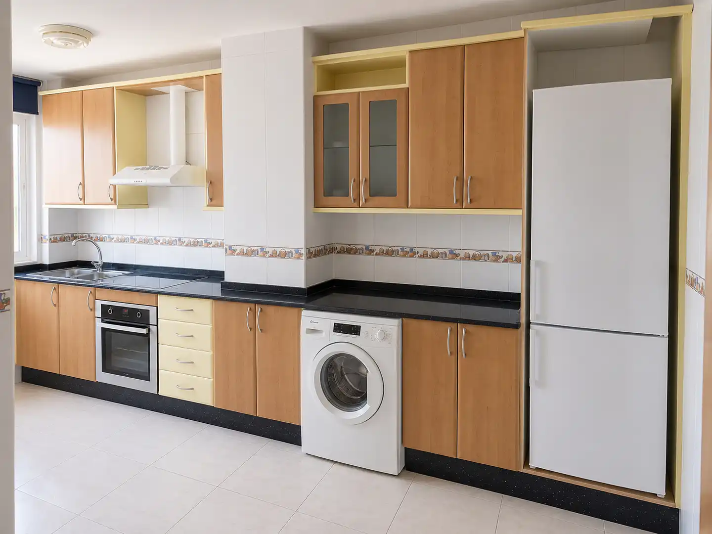 Cocina de Ático en venta en Viveiro con Calefacción, Terraza y Trastero