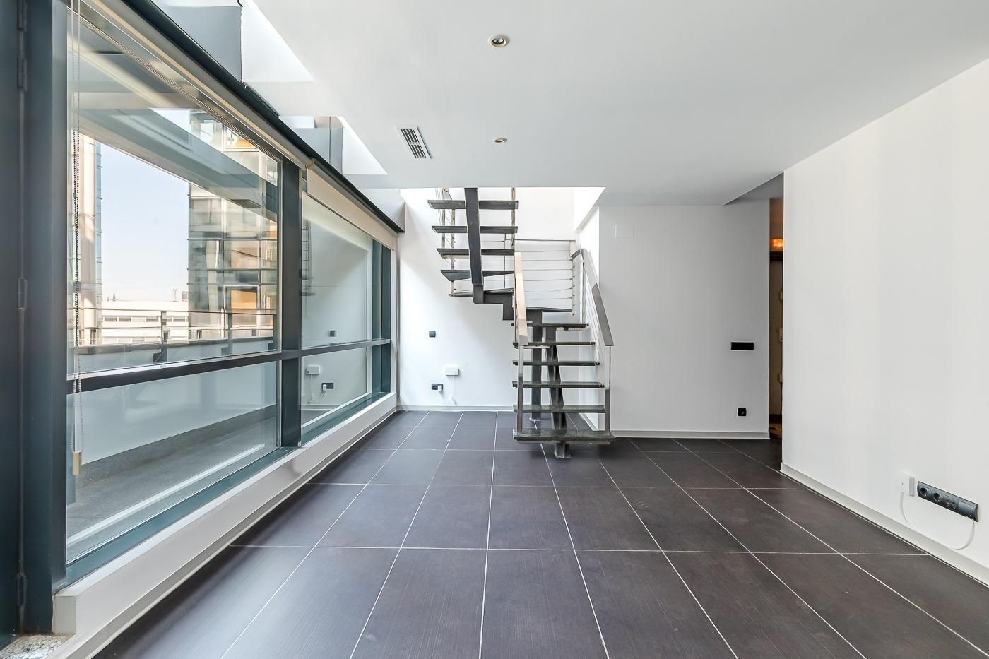 Loft en venta en  Madrid Capital con Aire acondicionado, Calefacción y Terraza
