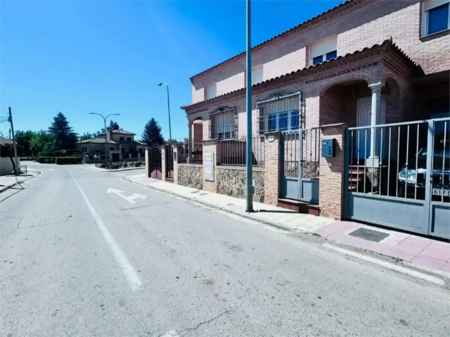 Vista exterior de Casa adosada en venda en Pulgar