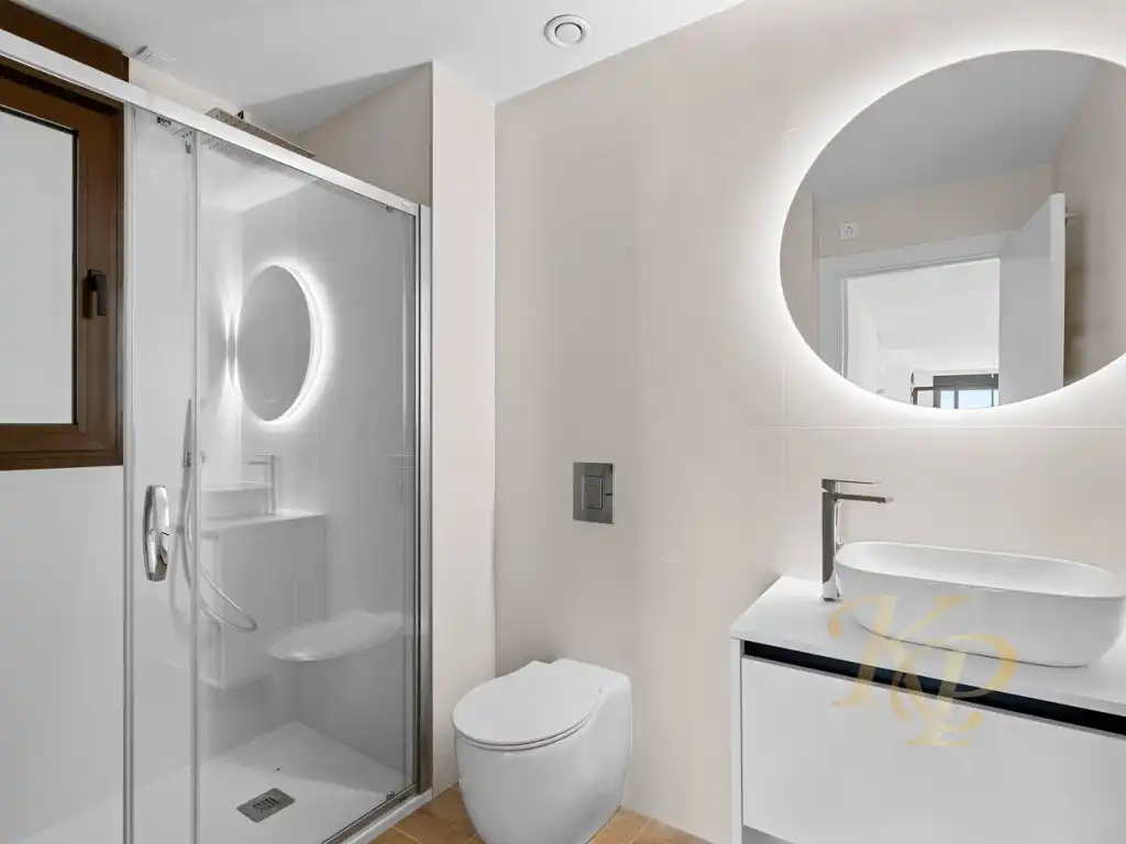 Bany de Apartament en venda en Orihuela amb Aire condicionat i Jardí privat