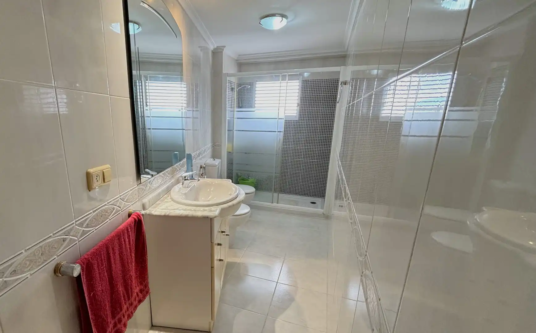 Baño de Piso en venta en Castellón de la Plana / Castelló de la Plana con Amueblado